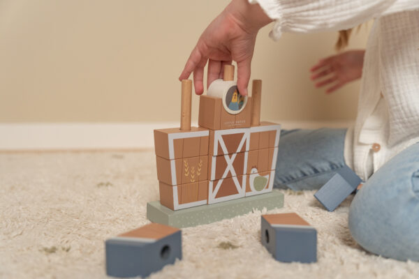 Stacking Farmhouse Little Farm FSC